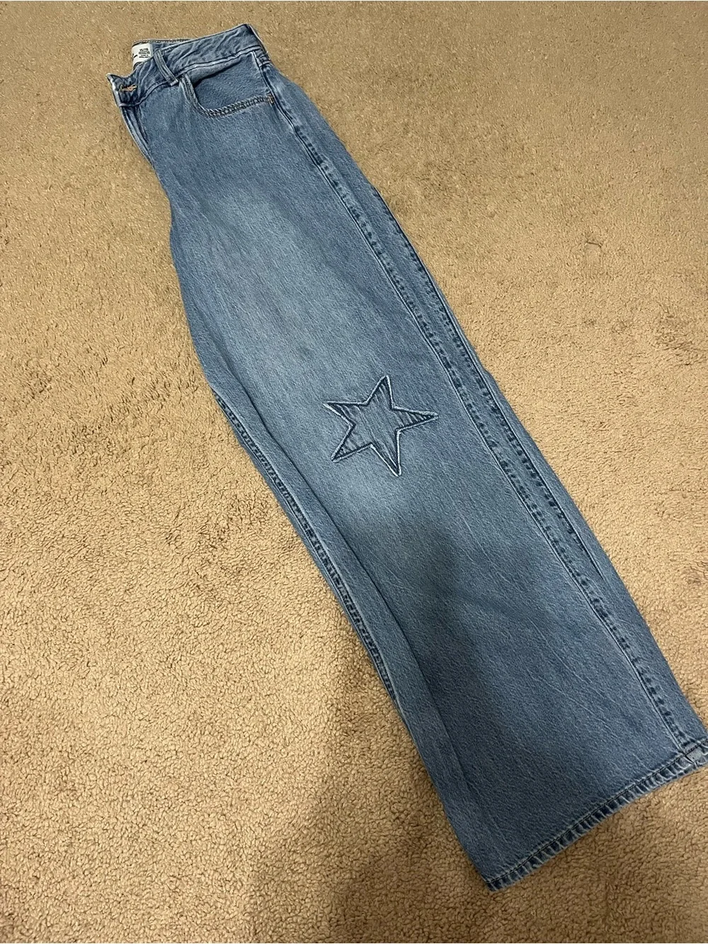 Girls Abercrombie Kids Light Wash Star Jeans
